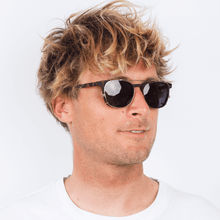 Load image into Gallery viewer, Dalston Tortoise Man
